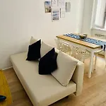 Lejlighed Mamidoli Apartment, Exclusive Area In *